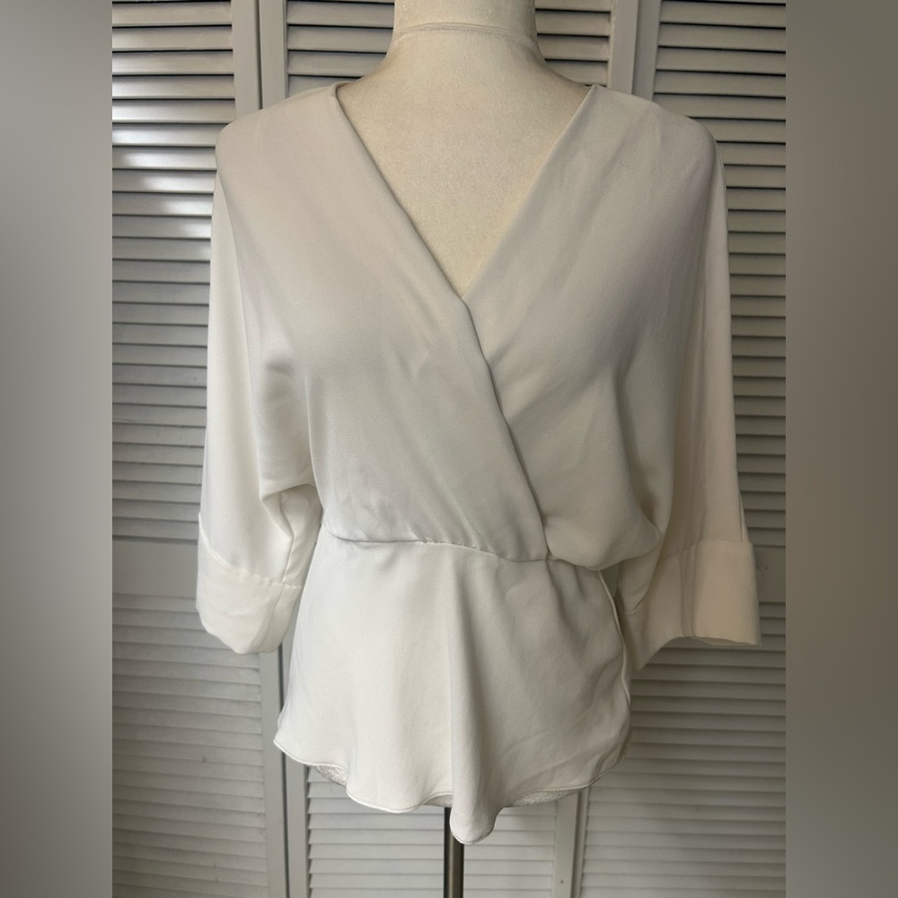 Trina Turk Elegant Whiteβ Wrap Blouse Size XS